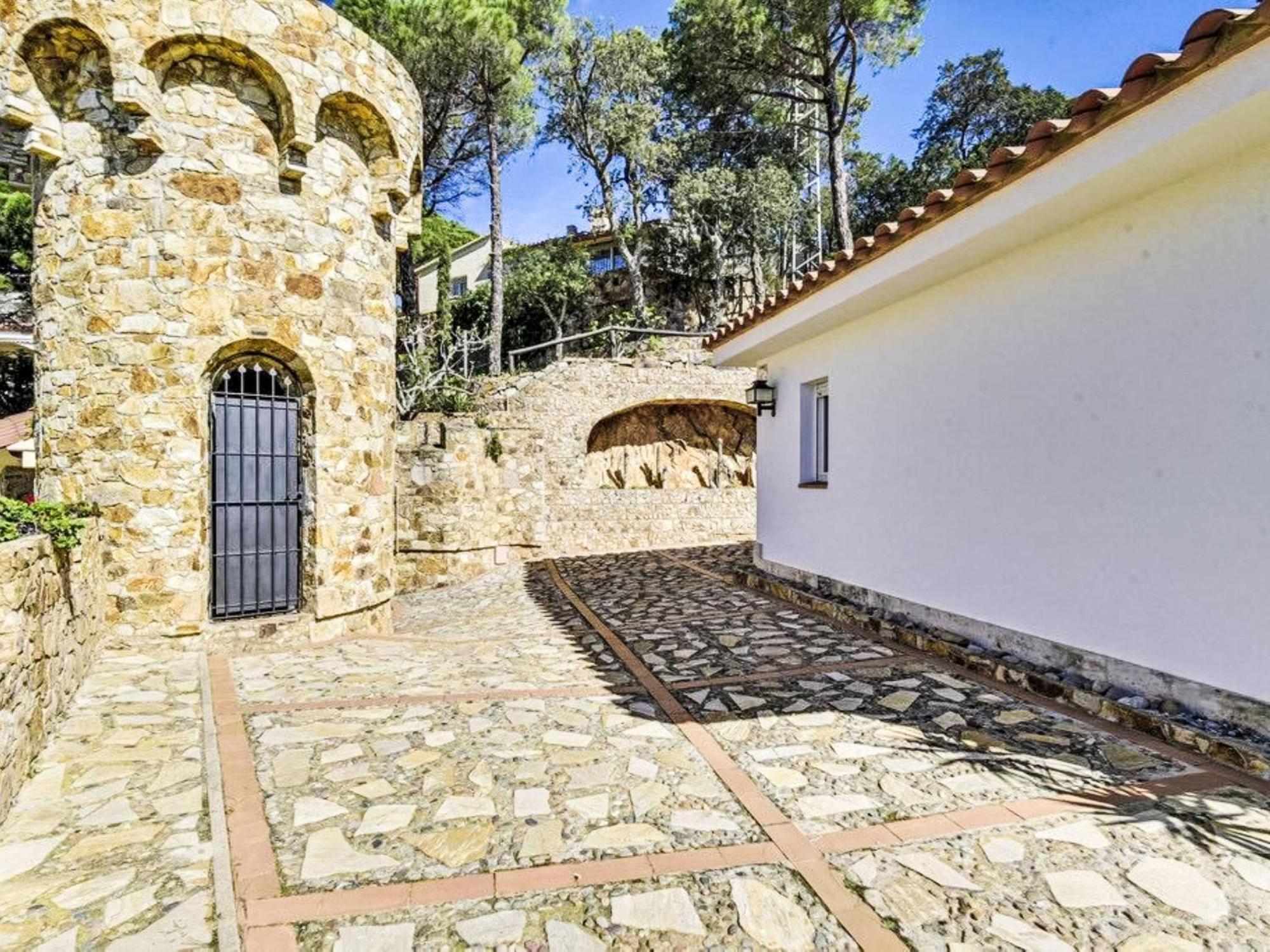 Guaita By Interhome *